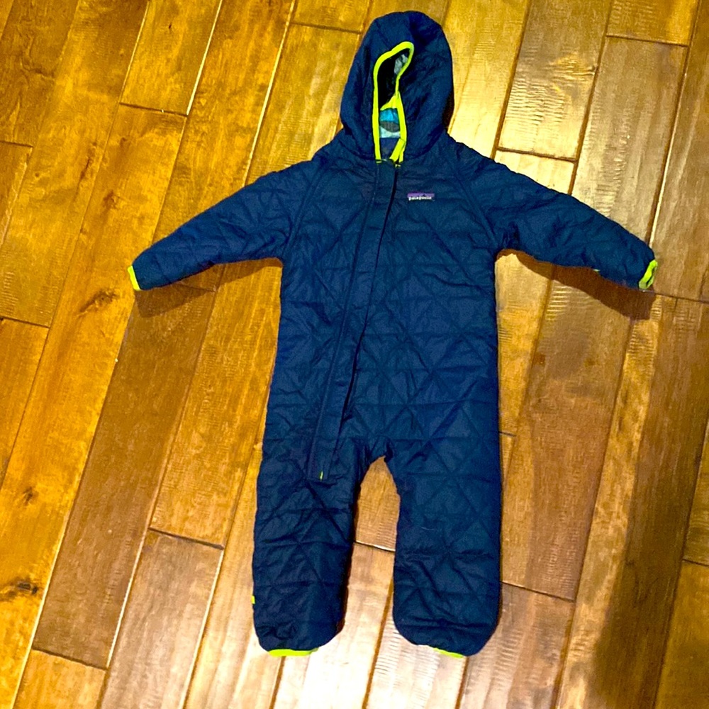 Patagonia Bunting Suit 6-12 mo